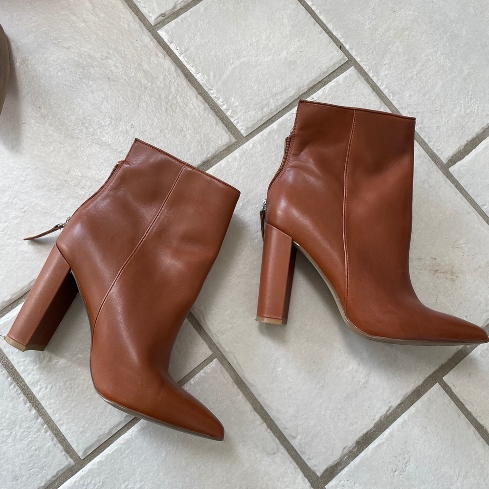 Steve Madden cognac leather heeled booties
